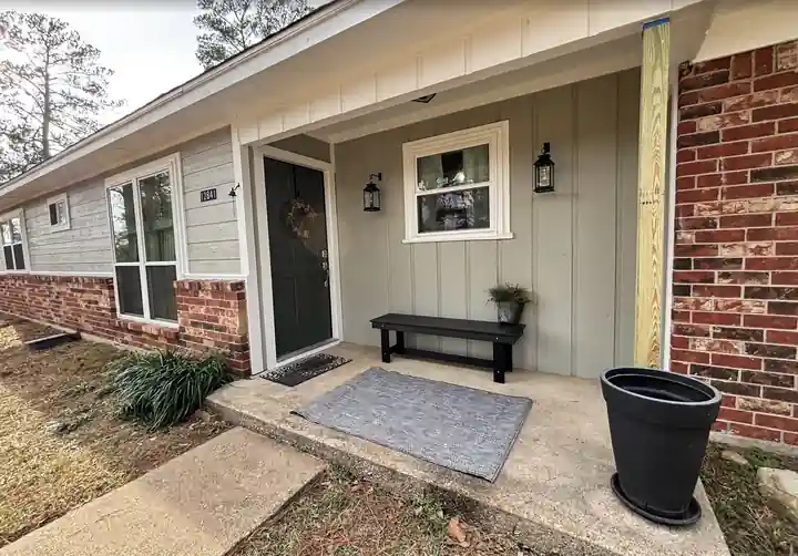 Tyler home exterior with repaired wood, new fascia and soffits and fresh paint